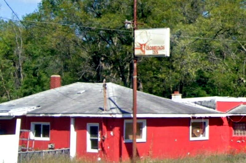 Crossroads Inn - 2022